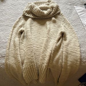 H & M oversized sweater